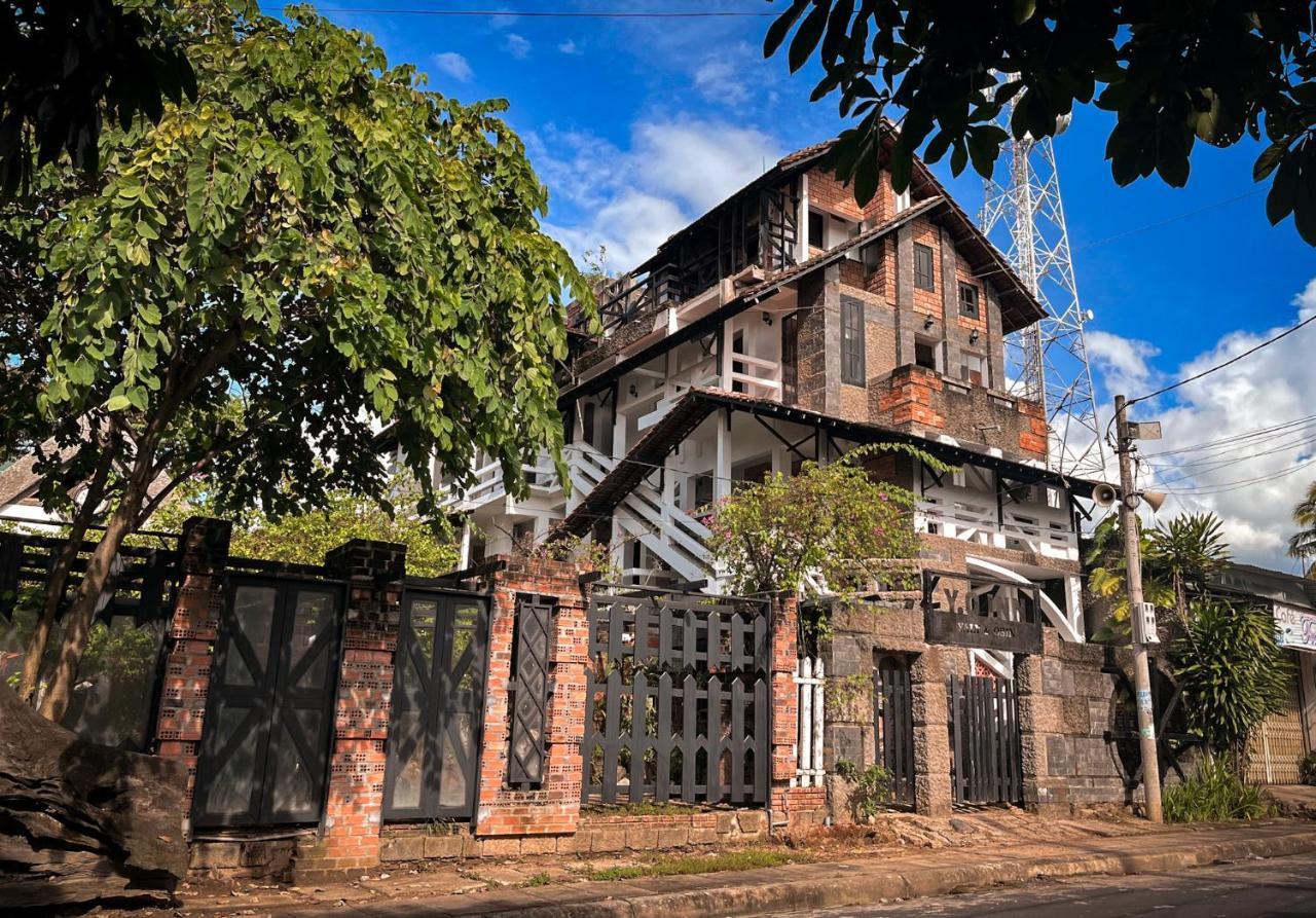 Y.O Inn Tỉnh Kontum Exteriér fotografie