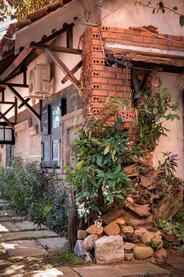 Y.O Inn Tỉnh Kontum Exteriér fotografie